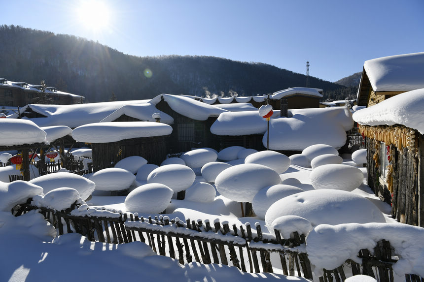 “雪”迎八方客 中國雪鄉(xiāng)景區(qū)正式開園