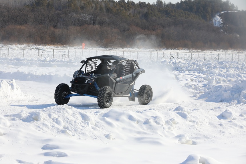 第十九屆中國·漠河國際冰雪汽車越野賽開賽